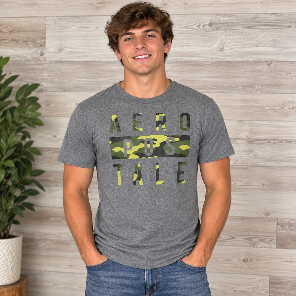Aeropostale Men’s Gray Camo Logo Graphic T-Shirt Size xSmall